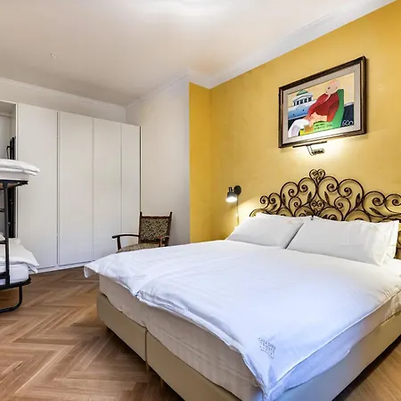 Casa Saba Trieste Luxury Apartment דירה טריאסטה